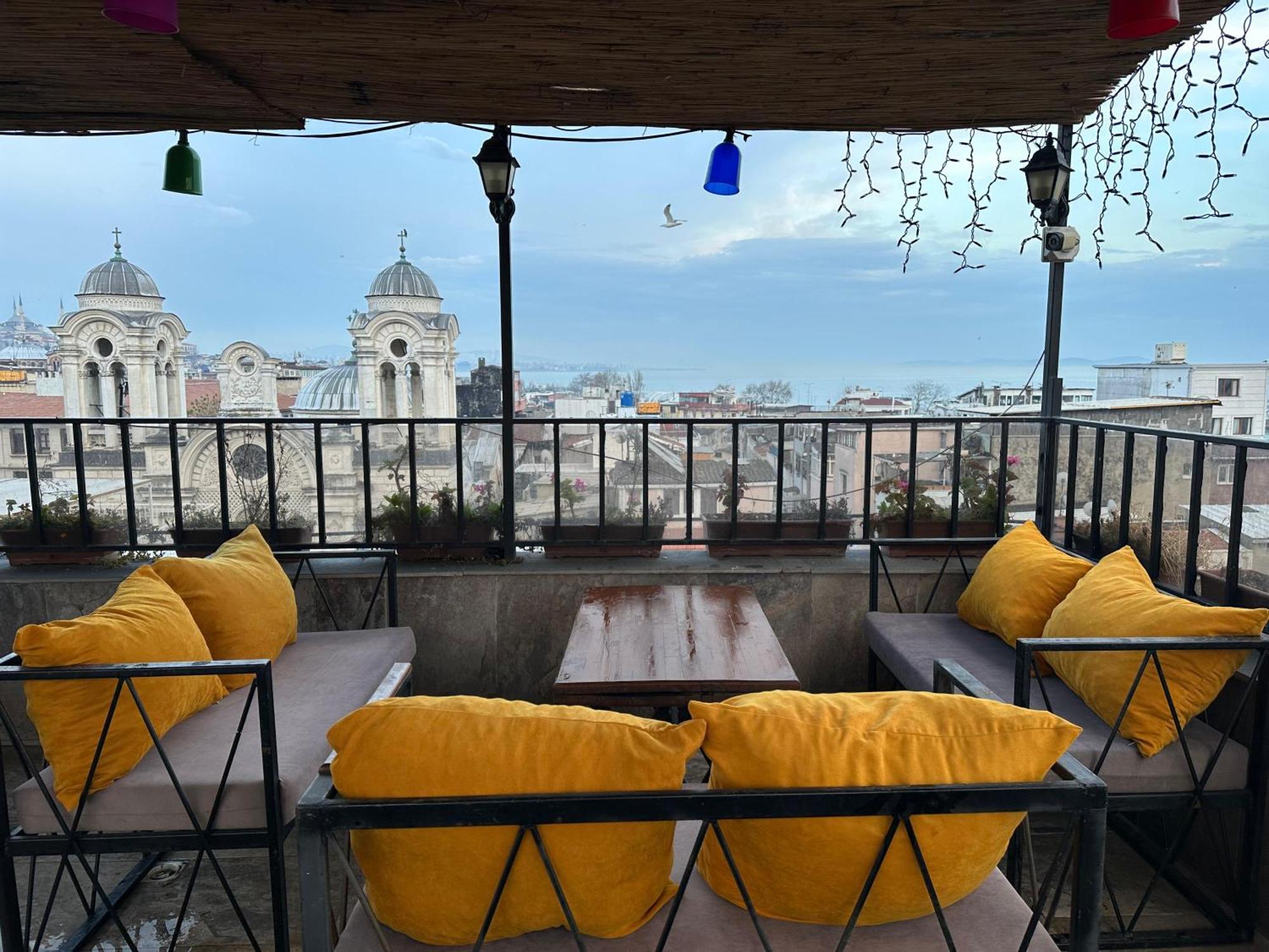 Mr Lion Kumkapi Otel Istanbul Ngoại thất bức ảnh